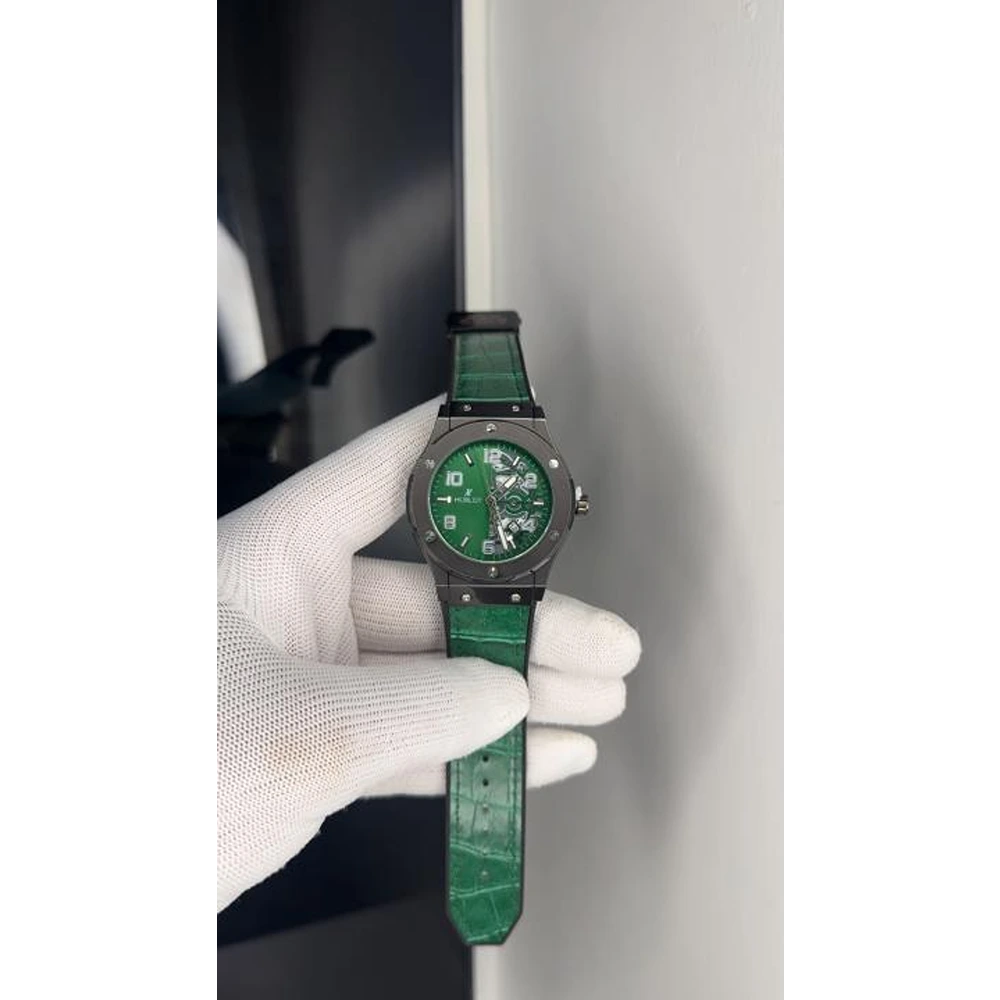 Hublot big bang Watch For Men (SUP3820)