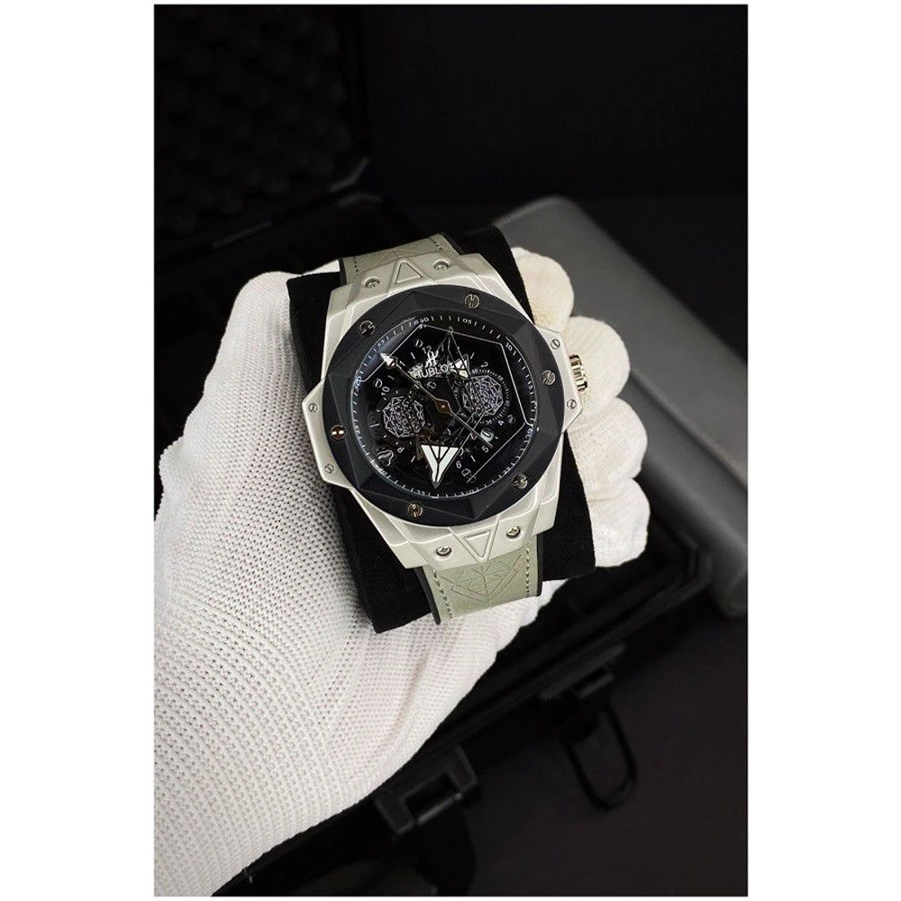 Hublot Watch For Men (SUP4340)