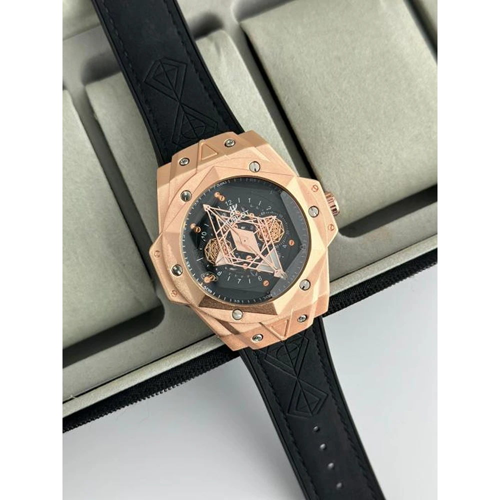 Hublot Watch For Men (SUP4295)