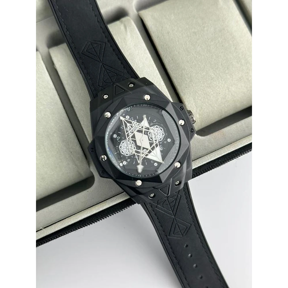 Hublot Watch For Men (SUP4296)