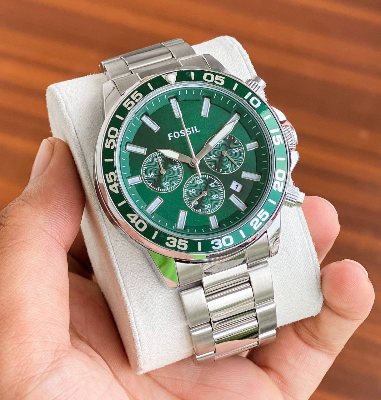 Fossil green premium