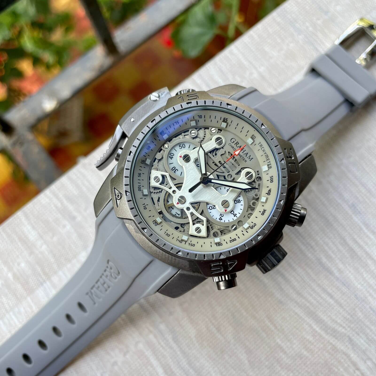 Graham Chronofighter Grey
