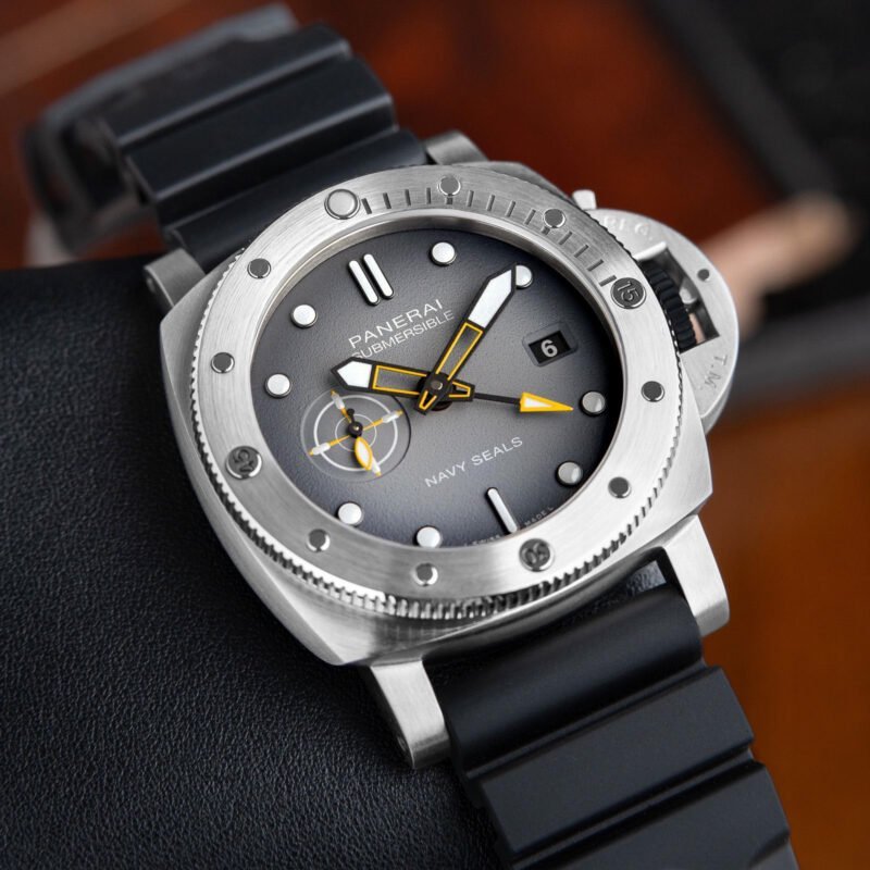 Luminor Panerai Submersible Navy Seals